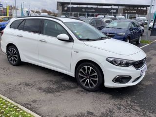 31200 : Hyundai TOULOUSE NORD - AUTO NORD - FIAT TIPO STATION WAGON MY19 E6D Lounge - TIPO II - BLANC - Boîte manuelle - Diesel