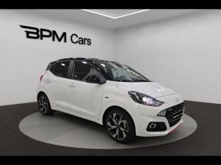 92130 : Hyundai ISSY-LES-MOULINEAUX - BPM Cars - HYUNDAI i10 - i10 - Atlas White/Toit/rétros Black - Traction - Essence