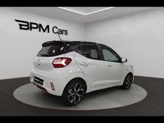 92130 : Hyundai ISSY-LES-MOULINEAUX - BPM Cars - HYUNDAI i10 - i10 - Atlas White/Toit/rétros Black - Traction - Essence