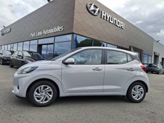 56000 : Hyundai Vannes - Park Lann Automobiles - HYUNDAI i10 - i10 - Lumen Gray Métal - Traction - Essence