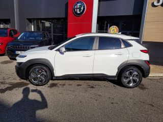 04100 : Hyundai Manosque - Pedinielli - HYUNDAI KONA HYBRID Intuitive - KONA - Blanc - Automate sequentiel - Essence / Courant électrique