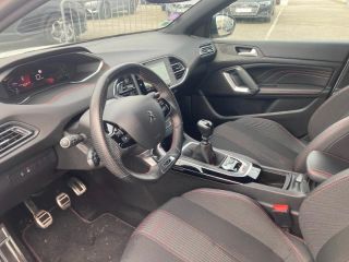 78310 : Hyundai Coignières - Socohy | Groupe Rabot - PEUGEOT 308 - 308 - Blanc - Traction - Essence