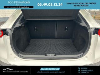 86000 : Hyundai Poitiers - Eco des Nations - MAZDA CX-30 - CX-30 - Blanc - Traction - Essence/Micro-Hybride