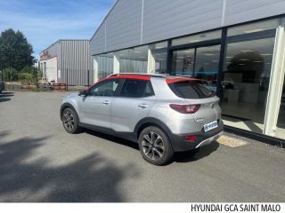 35400 : Hyundai Saint-Malo - GCA - KIA Stonic - Stonic - Gris Magnétique / Toit Orange - Traction - Essence/Micro-Hybride