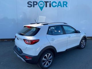 33140 : Hyundai Bordeaux Sud Villenave d&#039;Ornon - Sipa Automobiles - KIA STONIC Active - STONIC - BLANC - Automate sequentiel - Essence sans plomb