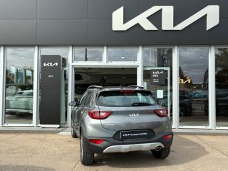 89100 : Hyundai Sens - APS - KIA Stonic - Stonic - Gris Météore métallisé - Traction - Essence