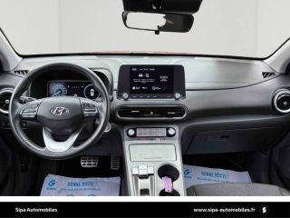 33140 : Hyundai Bordeaux Sud Villenave d'Ornon - Sipa Automobiles - HYUNDAI KONA ELECTRIC Intuitive - KONA ELECTRIQUE - ROUGE FONCE - Automate à fonct. Continu - Courant électrique