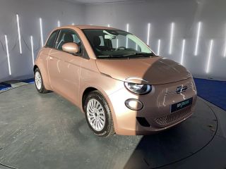 31200 : Hyundai TOULOUSE NORD - AUTO NORD - FIAT 500e BERLINE Action - 500 III - Rose - Automate à fonct. Continu - Courant électrique