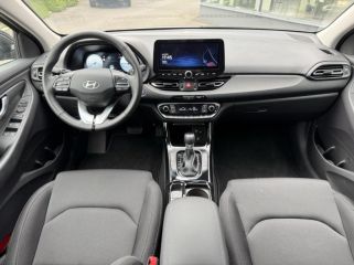 50300 : Hyundai Avranches - GCA - HYUNDAI i30 - i30 - Abyss Black métal - Traction - Essence