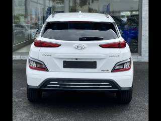 57200 : Hyundai Sarreguemines - Theobald Automobiles - HYUNDAI Kona - Kona - Serenity White Métal - Traction - Electrique