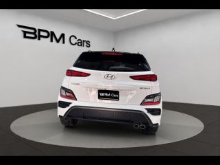 92130 : Hyundai ISSY-LES-MOULINEAUX - BPM Cars - HYUNDAI Kona - Kona - Atlas White/Toit/rétros Black - Traction - Essence/Micro-Hybride