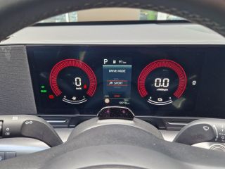 77240 : Hyundai Melun - CAP FOURNIER - HYUNDAI KONA Intuitive - KONA II - Gris - Automate sequentiel - Essence / Courant électrique
