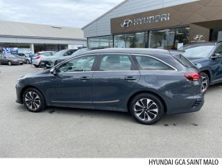 35400 : Hyundai Saint-Malo - GCA - KIA Ceed SW - Ceed SW - Gris Acier métallisé - Traction - Hybride rechargeable : Essence/Electrique