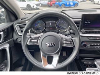 35400 : Hyundai Saint-Malo - GCA - KIA Ceed SW - Ceed SW - Gris Acier métallisé - Traction - Hybride rechargeable : Essence/Electrique