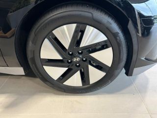 14100 : Hyundai Lisieux - Trajectoire Automobiles - HYUNDAI Ioniq 6 - Ioniq 6 - Abyss Black métal - Propulsion - Electrique