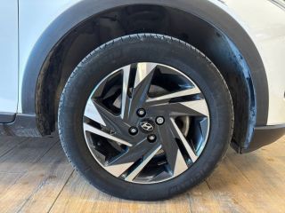 83130 : Hyundai Toulon - Autodif SAS - Groupe BALDASSARI - HYUNDAI BAYON Intuitive - BAYON - BLANC - Automate sequentiel - Essence sans plomb