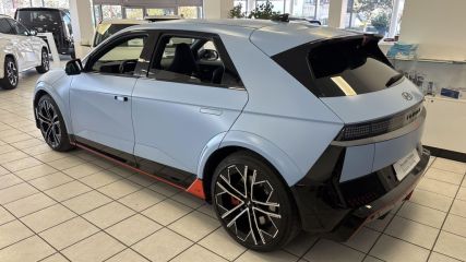 95500 : Hyundai Gonesse - ABVV - HYUNDAI IONIQ 5 N  - IONIQ 5 - Bleu - Automate à fonct. Continu - Courant électrique