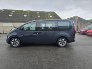 29200 : Hyundai Brest - Iroise Automobiles - HYUNDAI Staria - Staria - Graphite Gray Metal - Traction - Hybride : Essence/Electrique