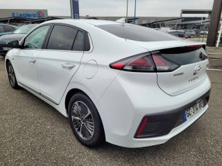 82005 : Hyundai Montauban - Pierre Guirado Automobiles - HYUNDAI Ioniq - Ioniq - Polar White - Traction - Hybride rechargeable : Essence/Electrique