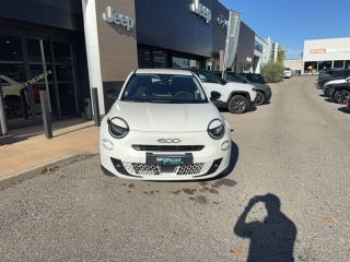 04100 : Hyundai Manosque - Pedinielli - FIAT 600 Pop - 600 - Blanc - Boîte automatique - Essence sans plomb