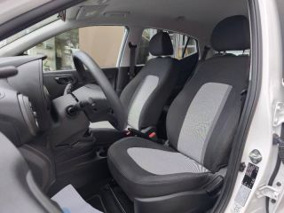19100 : Hyundai Brive-la-Gaillarde - Garage Pouget - HYUNDAI i10 - i10 - Polar White - Traction - Essence