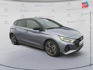 51100 : Hyundai Reims - HESS Automobile - HYUNDAI i20 - i20 - Meta Blue Métal/Toit+rétros Black - Traction - Essence