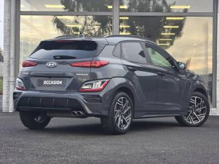 57200 : Hyundai Sarreguemines - Theobald Automobiles - HYUNDAI Kona - Kona - Dark Night Métal - Traction - Essence/Micro-Hybride