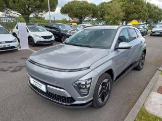 56000 : Hyundai Vannes - Park Lann Automobiles - HYUNDAI Kona - Kona - Shimmering Silver Métal - Traction - Electrique
