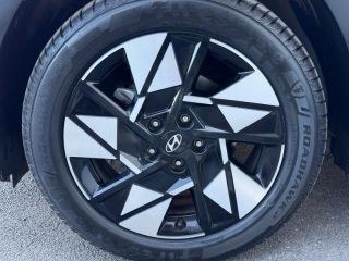 14100 : Hyundai Lisieux - Trajectoire Automobiles - HYUNDAI Kona - Kona - Vert - Traction - Hybride : Essence/Electrique