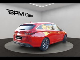 92250 : Hyundai La Garenne-Colombes - BPM Cars - HYUNDAI i30 SW - i30 SW - Rouge - Traction - Essence/Micro-Hybride
