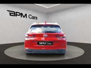 92250 : Hyundai La Garenne-Colombes - BPM Cars - HYUNDAI i30 SW - i30 SW - Rouge - Traction - Essence/Micro-Hybride