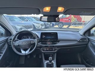 35400 : Hyundai Saint-Malo - GCA - HYUNDAI i30 - i30 - Shimmering Silver Métal - Traction - Essence/Micro-Hybride