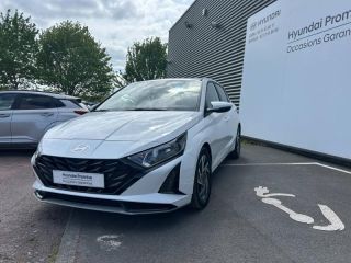 14100 : Hyundai Lisieux - Trajectoire Automobiles - HYUNDAI i20 - i20 - Polar White - Traction - Essence