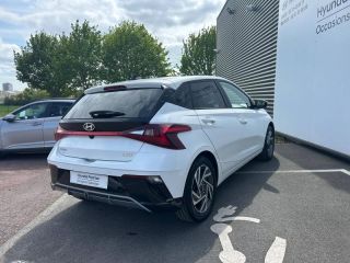 14100 : Hyundai Lisieux - Trajectoire Automobiles - HYUNDAI i20 - i20 - Polar White - Traction - Essence