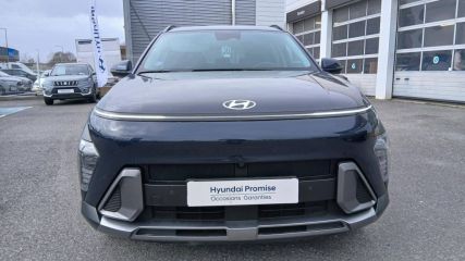 60880 : Hyundai Compiègne - Groupe PROTEA - HYUNDAI KONA Executive - KONA II - BLEU - Automate sequentiel - Essence / Courant électrique