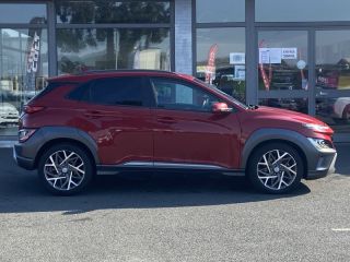 57200 : Hyundai Sarreguemines - Theobald Automobiles - HYUNDAI Kona - Kona - Pulse Red Métal - Traction - Hybride : Essence/Electrique