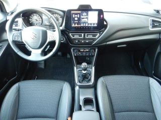 52000 : Hyundai Chaumont - Garage Michel Bazin - SUZUKI S-Cross - S-Cross - Sphere Blue métallisé - Traction - Essence/Micro-Hybride