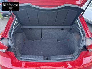 77100 : Hyundai Meaux - Protea by Riester - SEAT IBIZA Style - IBIZA V - Rouge - Boîte manuelle - Essence sans plomb