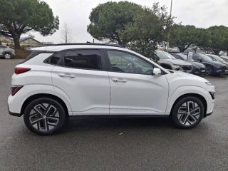 56600 : Hyundai Lorient - Auto Océane - HYUNDAI Kona - Kona - Chalk White Métal - Traction - Electrique