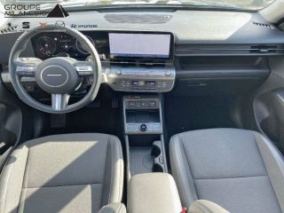 13290 : Hyundai Aix en Provence - Cap Milanesio - HYUNDAI KONA Creative - KONA (02/2023) - ABYSS BLACK - Automate sequentiel - Essence / Courant électrique