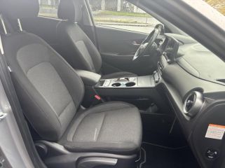 50300 : Hyundai Avranches - GCA - HYUNDAI Kona - Kona - Shimmering Silver Métal - Traction - Electrique