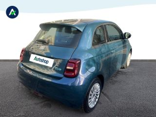 75013 : Hyundai Paris 13 - BPM Cars - FIAT 500 - 500 - Ocean Green métal - Traction - Electrique