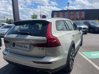 64100 : Hyundai Bayonne - Oceanic Auto - VOLVO V60 Cross Country - V60 Cross Country - Blanc Bouleau Métallisé - Transmission intégrale - Diesel