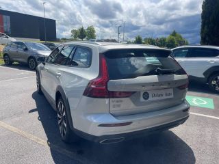 64100 : Hyundai Bayonne - Oceanic Auto - VOLVO V60 Cross Country - V60 Cross Country - Blanc Bouleau Métallisé - Transmission intégrale - Diesel