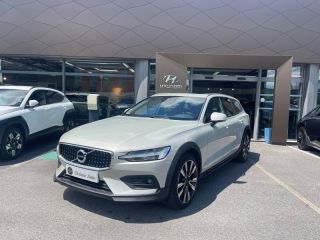 64100 : Hyundai Bayonne - Oceanic Auto - VOLVO V60 Cross Country - V60 Cross Country - Blanc Bouleau Métallisé - Transmission intégrale - Diesel
