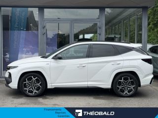57100 : Hyundai Thionville - Théobald Automobiles - HYUNDAI Tucson - Tucson - Serenity White Métal/Toit/rétros Black - Traction - Hybride : Essence/Electrique