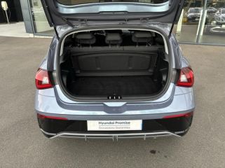 14400 : Hyundai Bayeux - Trajectoire Automobiles - HYUNDAI i20 - i20 - Meta Blue Métal - Traction - Essence