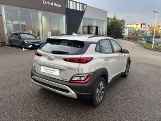 38300 : Hyundai Bourgoin-Jallieu - CENTRAL MOTOR LYON - HYUNDAI KONA HYBRID Initia - KONA - Gris - Automate sequentiel - Essence / Courant électrique