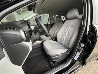 78310 : Hyundai Coignières - Socohy | Groupe Rabot - HYUNDAI i10 - i10 - Phantom Black Métal - Traction - Essence