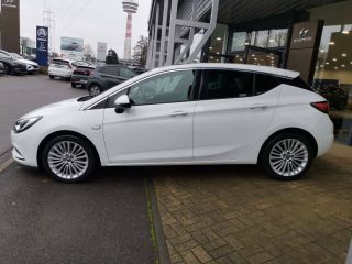 59650 : Hyundai Lille Villeneuve-d&#039;Ascq - V2 Automobiles - OPEL ASTRA SPORTS TOURER Innovation - ASTRA K - Blanc - Boîte manuelle - Diesel